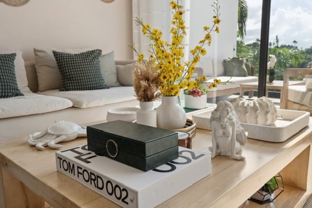 Sophisticated residential project by Taize Monteiro